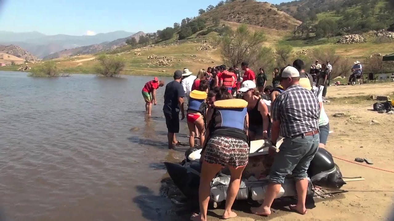 Bathtub Races - Lake Kaweah